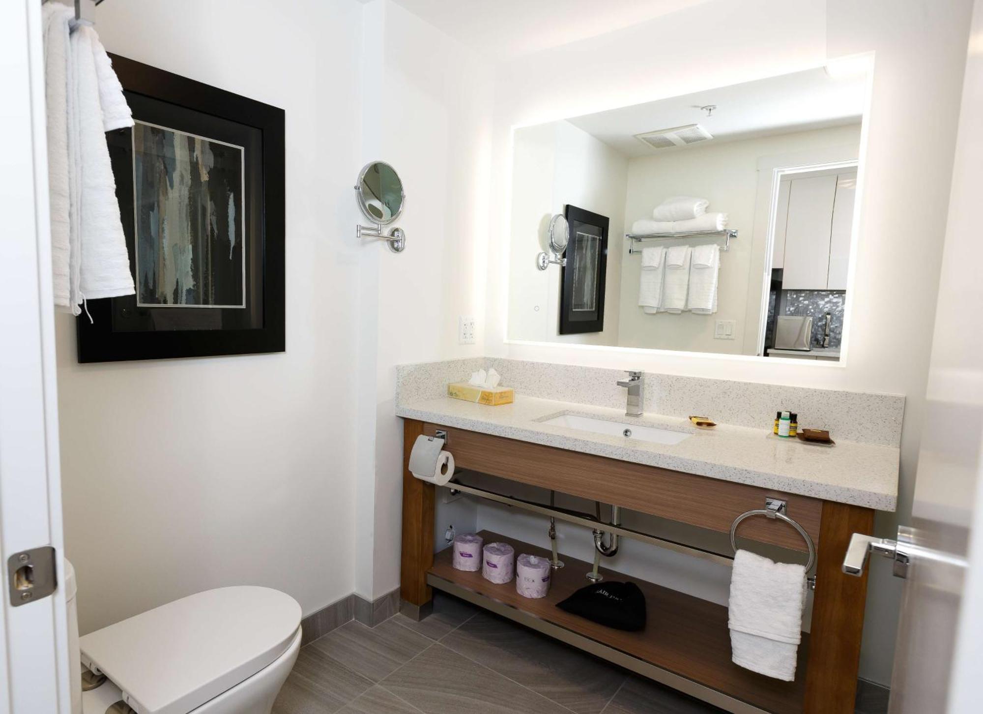 Executive Residency By Best Western Calgary City View North YYC Exterior foto
